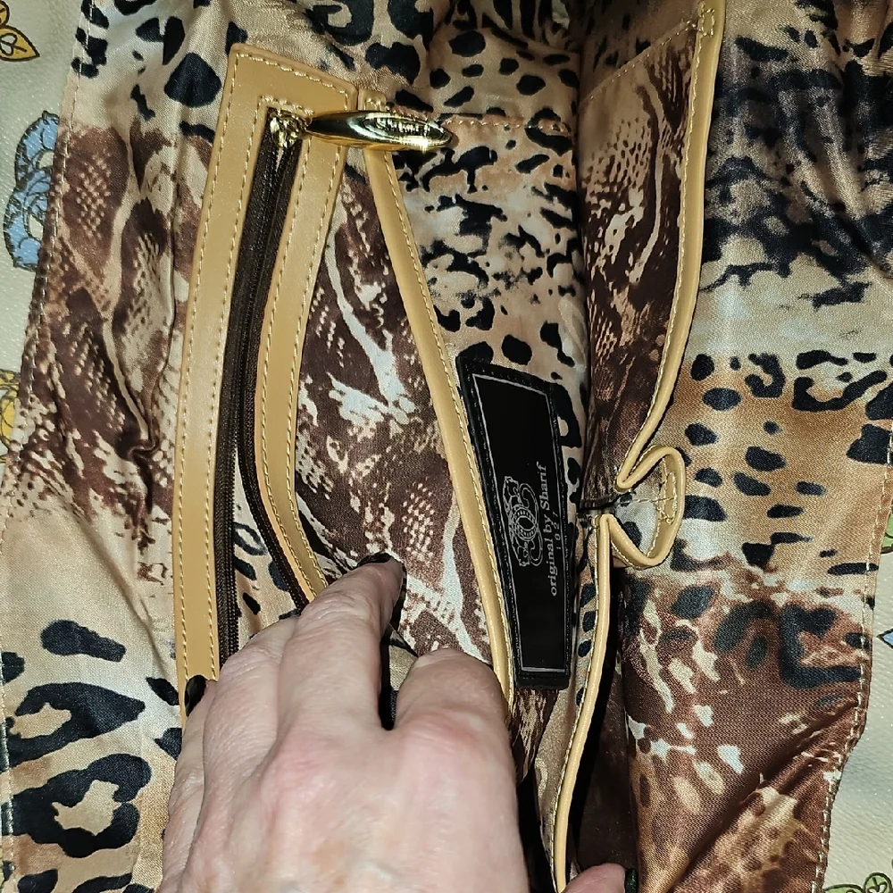 Sharif Original By Sharif 1827 Soft Hobo Bag & Pouch Clean Animal Print Interior